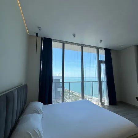 New Wave Apart-Hotel Batoumi Extérieur photo